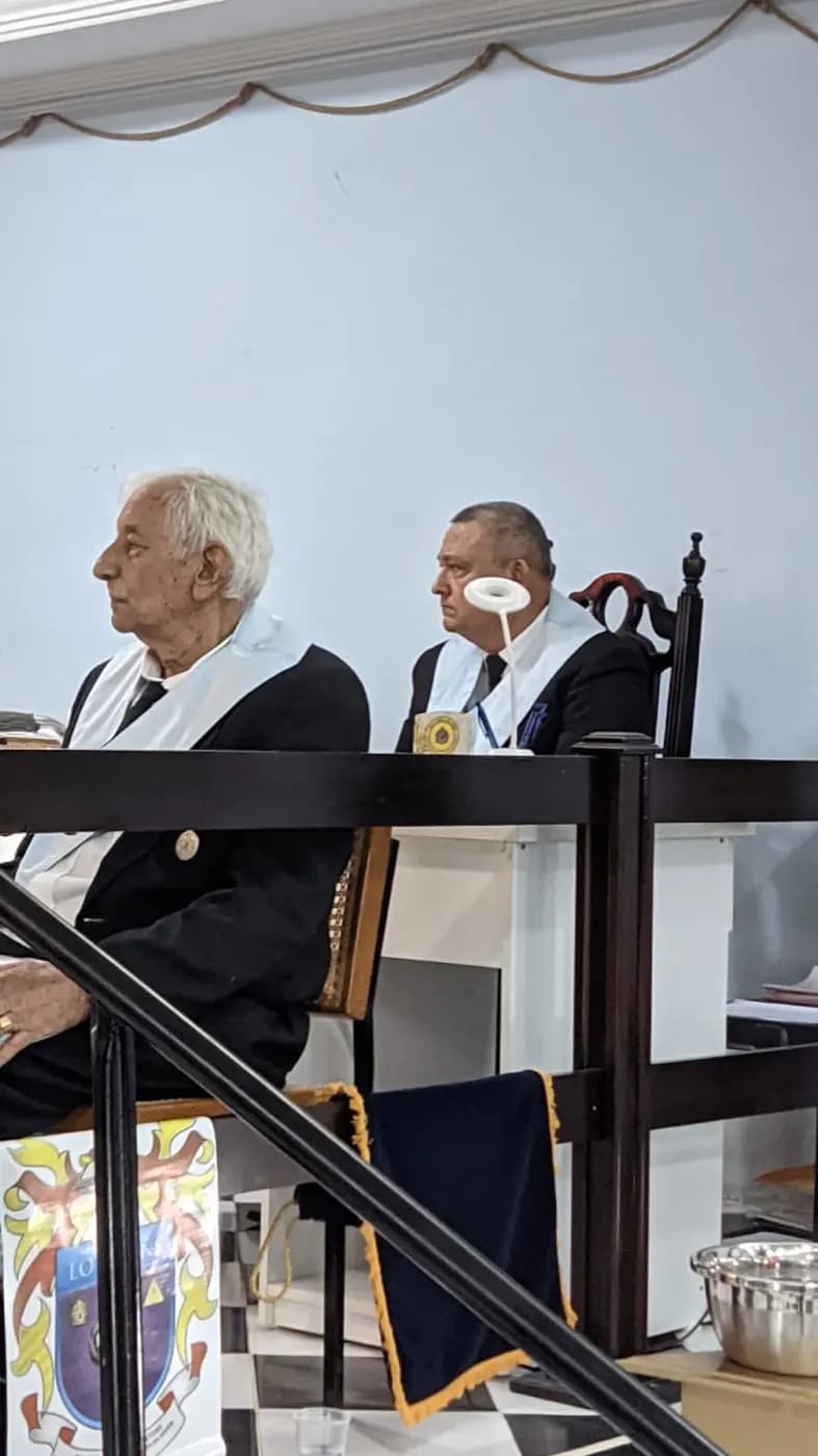 Registro fotográfico: SESSÃO MAGNA DE INICIAÇÃO NA ARLS MAONEL REGINALDO DA ROCHA, Nº 2.439, ORIENTE DE PAU DOS FERROS/RN
