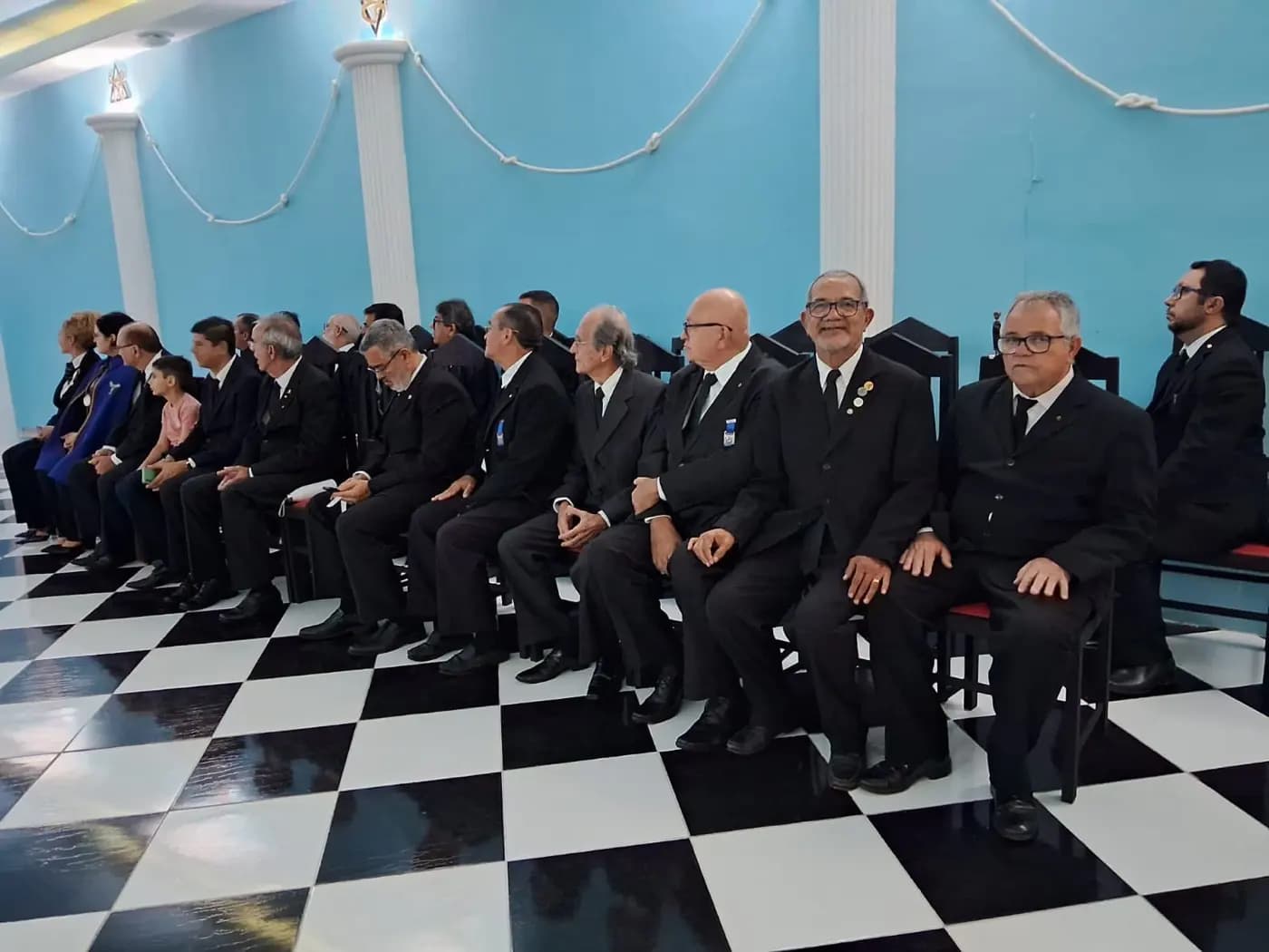 Registro fotográfico: SESSÃO ALUSIVA AOS 40 ANOS DA AÇÃO PARAMAÇÔNICA JUVENIL APJ