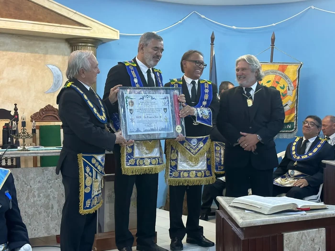Registro fotográfico: SESSÃO MAGNA PÚBLICA ALUSIVA AO 54º ANIVERSÁRIO DO GOB/RN