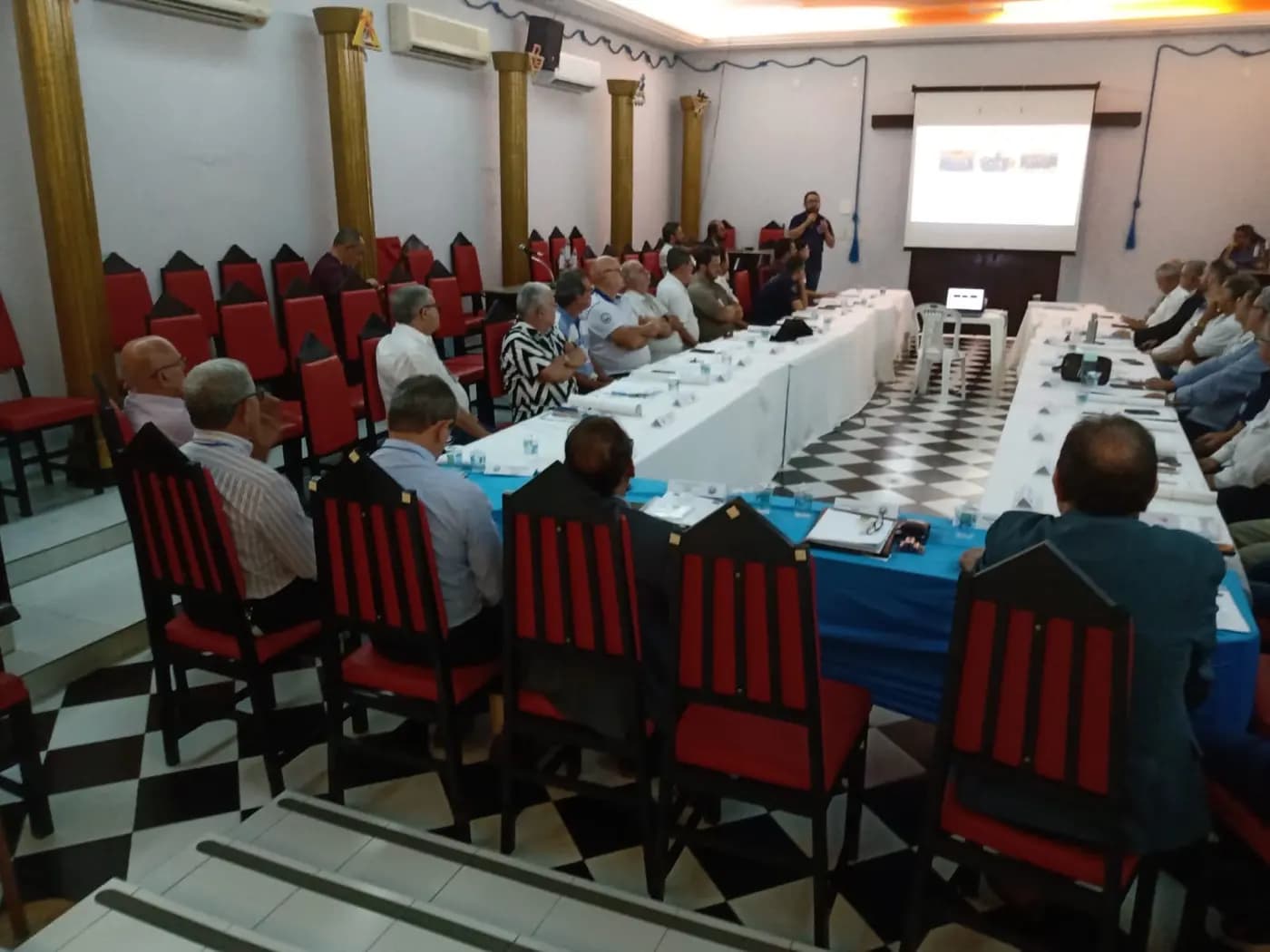Registro fotográfico: PODEROSA CONGREGAÇÃO ESTADUAL DE 2023 E REUNIÃO ESTADUAL DA FRAFEM