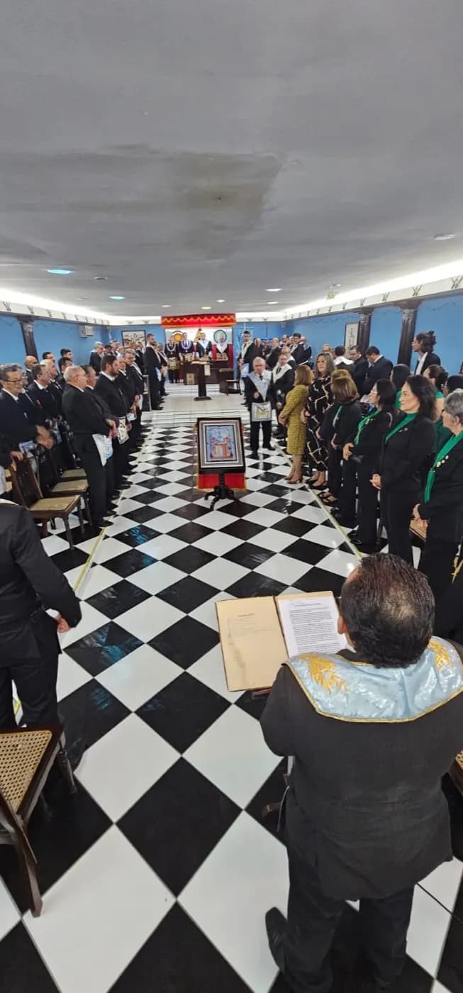 Registro fotográfico: PARTICIPAÇÃO DO GRÃO-MESTRE GOB/RN E COMITIVA NA SESSÃO CONJUNTA DAS LOJAS DA 3ª REGIÃO, ALUSIVA AO ANIVERSÁRIO DA ARLS FRATERNIDADE E JUSTIÇA, ORIENTE DE CURRAIS NOVOS/RN