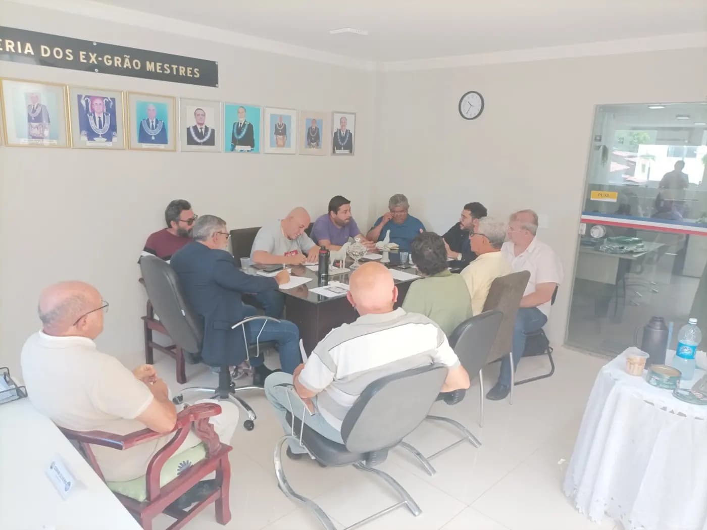 Registro fotográfico: REUNIÃO PREPARATÓRIA PARA SEMINÁRIOS E PALESTRAS PROMOVIDOS PELO INSTITUTO DE ENSINO E CULTURA MAÇÔNICA, SOB A COORDENAÇÃO DO GOB/RN