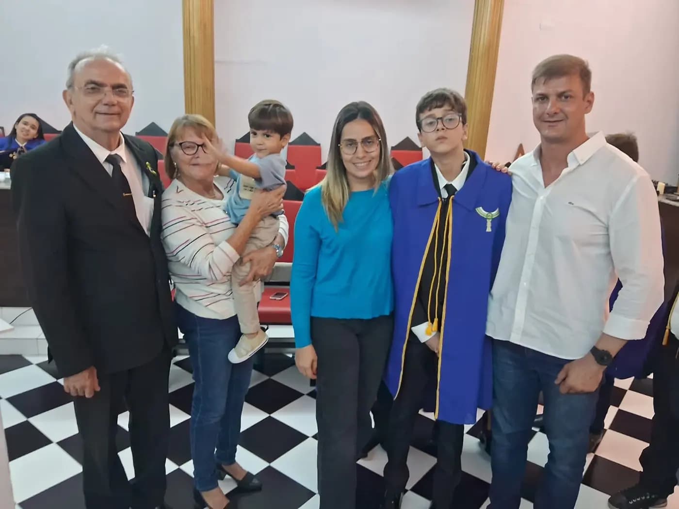 Registro fotográfico: PARTICIPAÇÃO DO GRÃO-MESTRE DO GOB/RN NA SESSÃO DE ADMISSÃO DE NOVOS MEMBROS DO NÚCLEO ALFA UNIÃO NATALENSE APJ GOB RN (AÇÃO PARAMAÇÔNICA JUVENIL) E ALUSIVA AO ANIVERSÁRIO DE 24 ANOS DE FUNDAÇÃO DO NÚCLEO