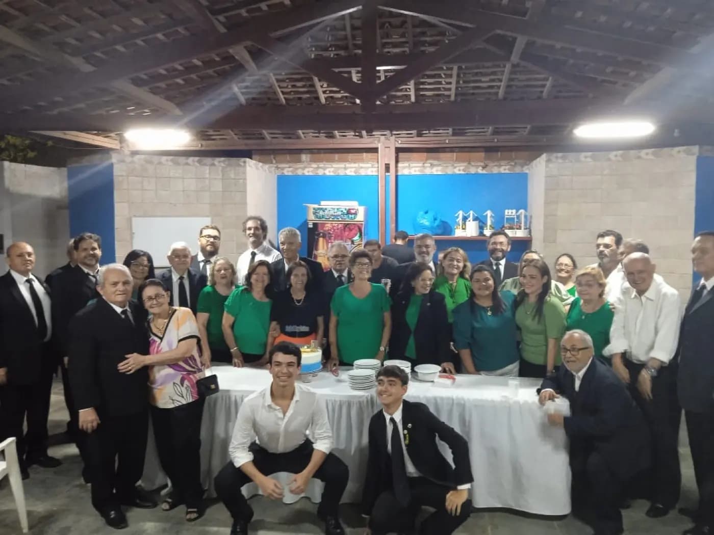 Registro fotográfico: SESSÃO MAGNA PÚBLICA ALUSIVA AO 50º ANO DE FUNDAÇÃO DA ARLS UNIÃO NATALENSE, Nº 2.414, ORIENTE DE PARNAMIRIM/RN.