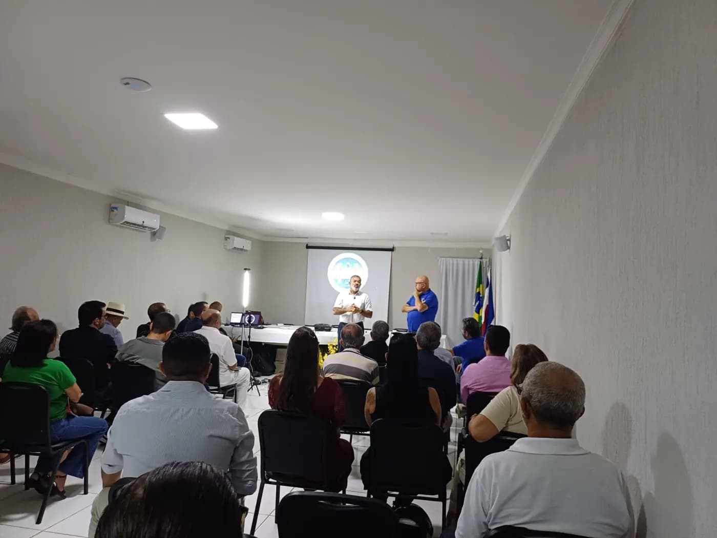 Registro fotográfico: 1ª PLENÁRIA – ESCOLA DE LIDERANÇAS MAÇÔNICAS