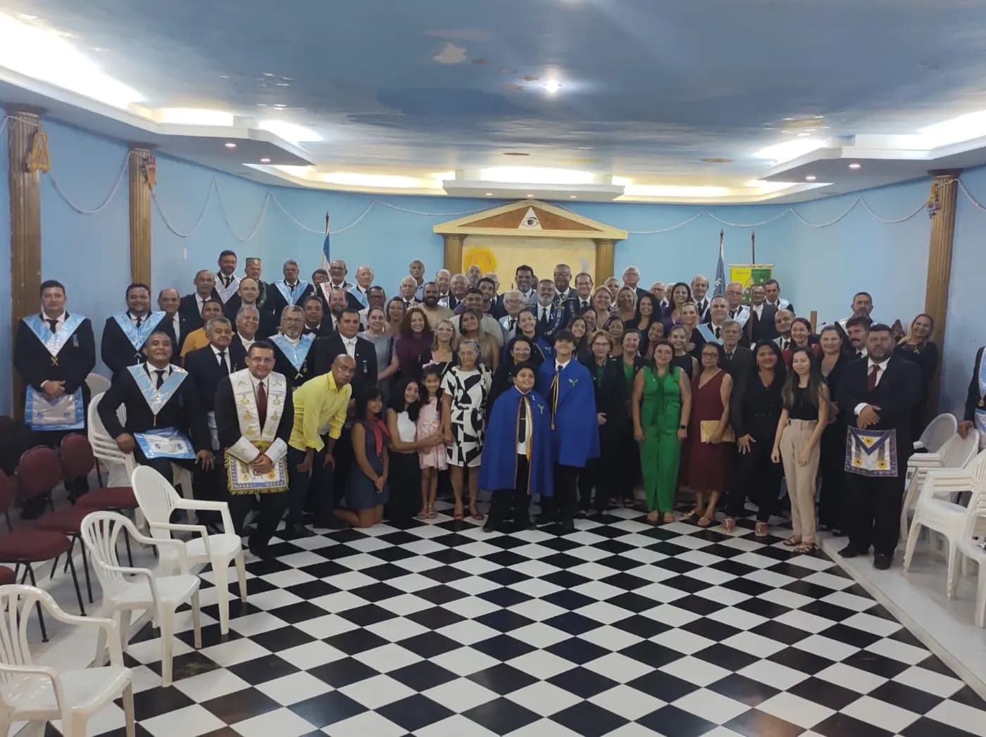 Registro fotográfico: PARTICIPAÇÃO DO GRÃO-MESTRE DO GOB/RN NA SESSÃO MAGNA ALUSIVA AO 13º ANO DE FUNDAÇÃO DA ARLS MONTEIRO LOBATO Nº 4.162, ORIENTE DE PARNAMIRIM/RN.