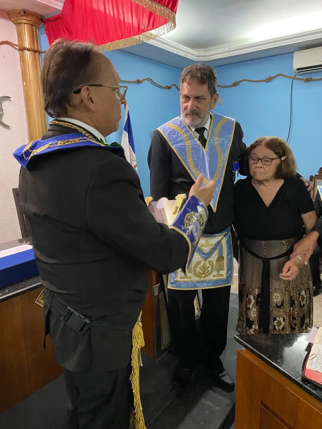 Registro fotográfico: PARTICIPAÇÃO DO GRÃO-MESTRE ADJUNTO DO GOB/RN NA SESSÃO MAGNA ALUSIVA AO 43º ANO DE FUNDAÇÃO DA ARLS NIVAL PAULINO PINHEIRO Nº 2.096, ORIENTE DE ASSU/RN.