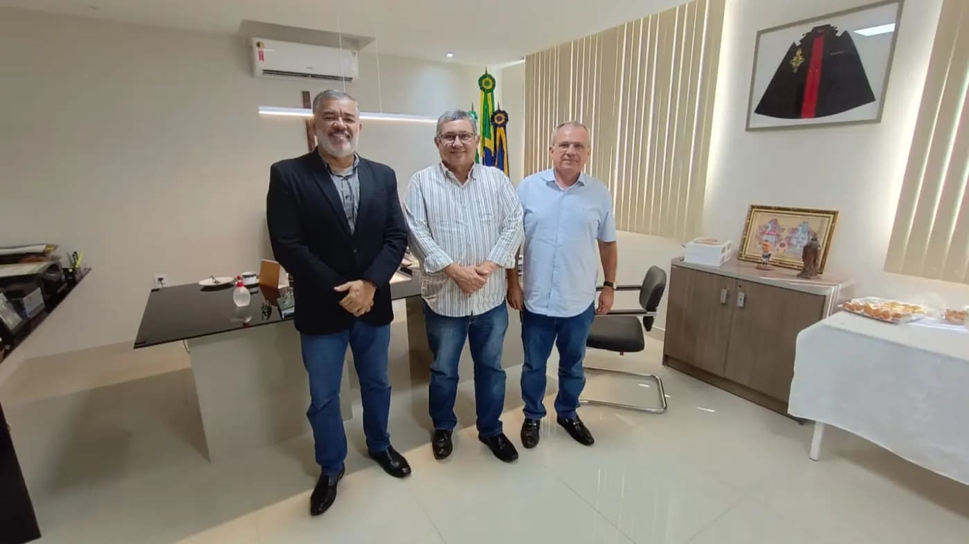 Registro fotográfico: 1ª REUNIÃO DE PLANEJAMENTO PARA A SESSÃO MAGNA PÚBLICA CONJUNTA ALUSIVA AO DIA DO MAÇOM.