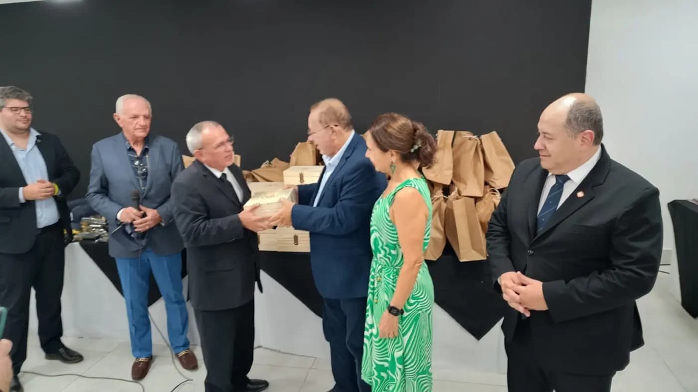 Registro fotográfico: PARTICIPAÇÃO DO GRÃO-MESTRE DO GOB/RN E CONVIDADOS NA 122ª ASSEMBLEIA GERAL ORDINÁRIA DA COMAB, REALIZADA EM NATAL/RN.