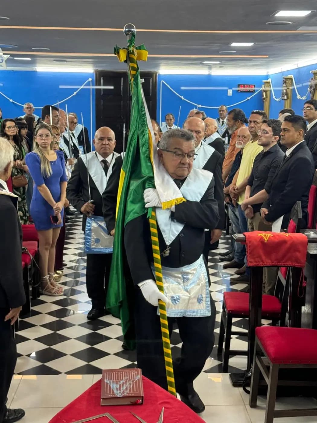 Registro fotográfico: SESSÃO MAGNA PÚBLICA ALUSIVA AO 118º ANO DE FUNDAÇÃO DA ARLS EVOLUÇÃO SEGUNDA Nº 852, ORIENTE DE NATAL/RN.