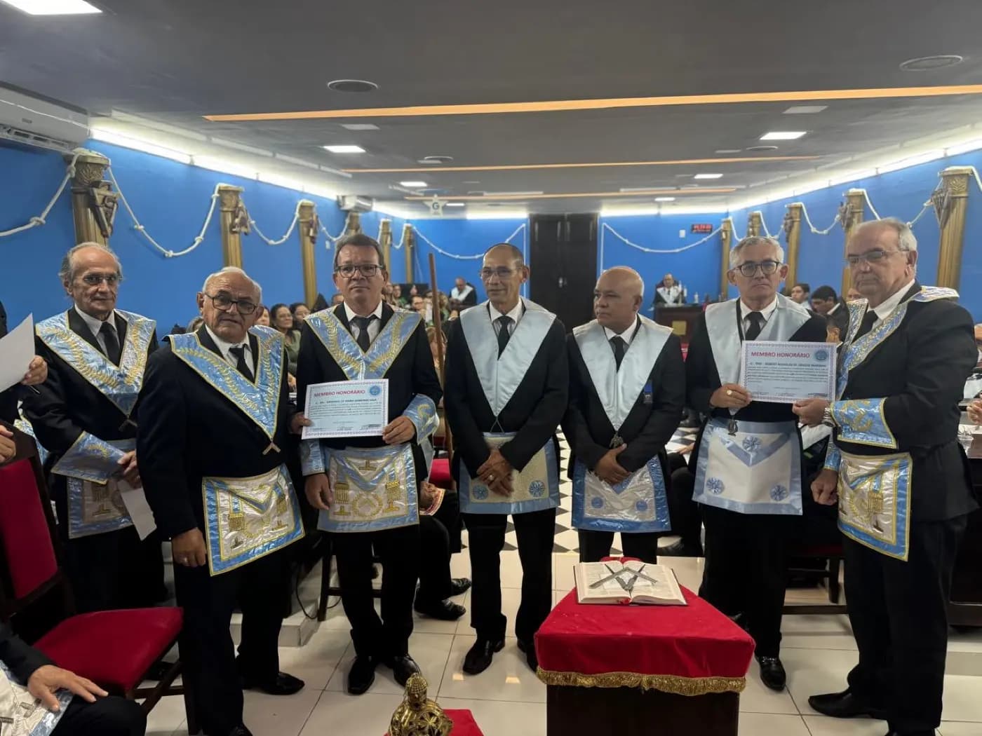 Registro fotográfico: SESSÃO MAGNA PÚBLICA ALUSIVA AO 118º ANO DE FUNDAÇÃO DA ARLS EVOLUÇÃO SEGUNDA Nº 852, ORIENTE DE NATAL/RN.