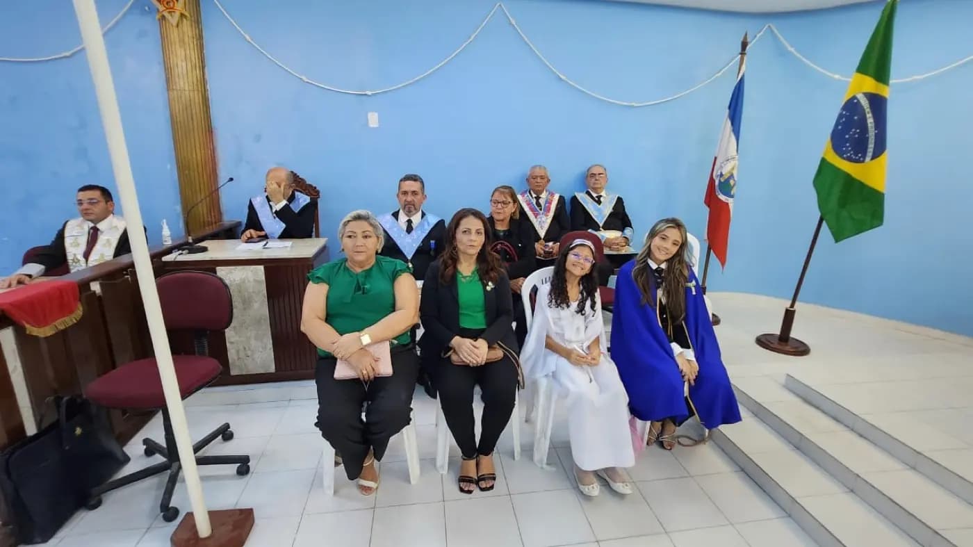 Registro fotográfico: SESSÃO MAGNA PÚBLICA COMEMORATIVA AO DIA DOS PAIS, REALIZADA PELAS LOJAS MAÇÔNICAS DO COMPLEXO UNIÃO NATALENSE, ORIENTE DE PARNAMIRIM/RN.