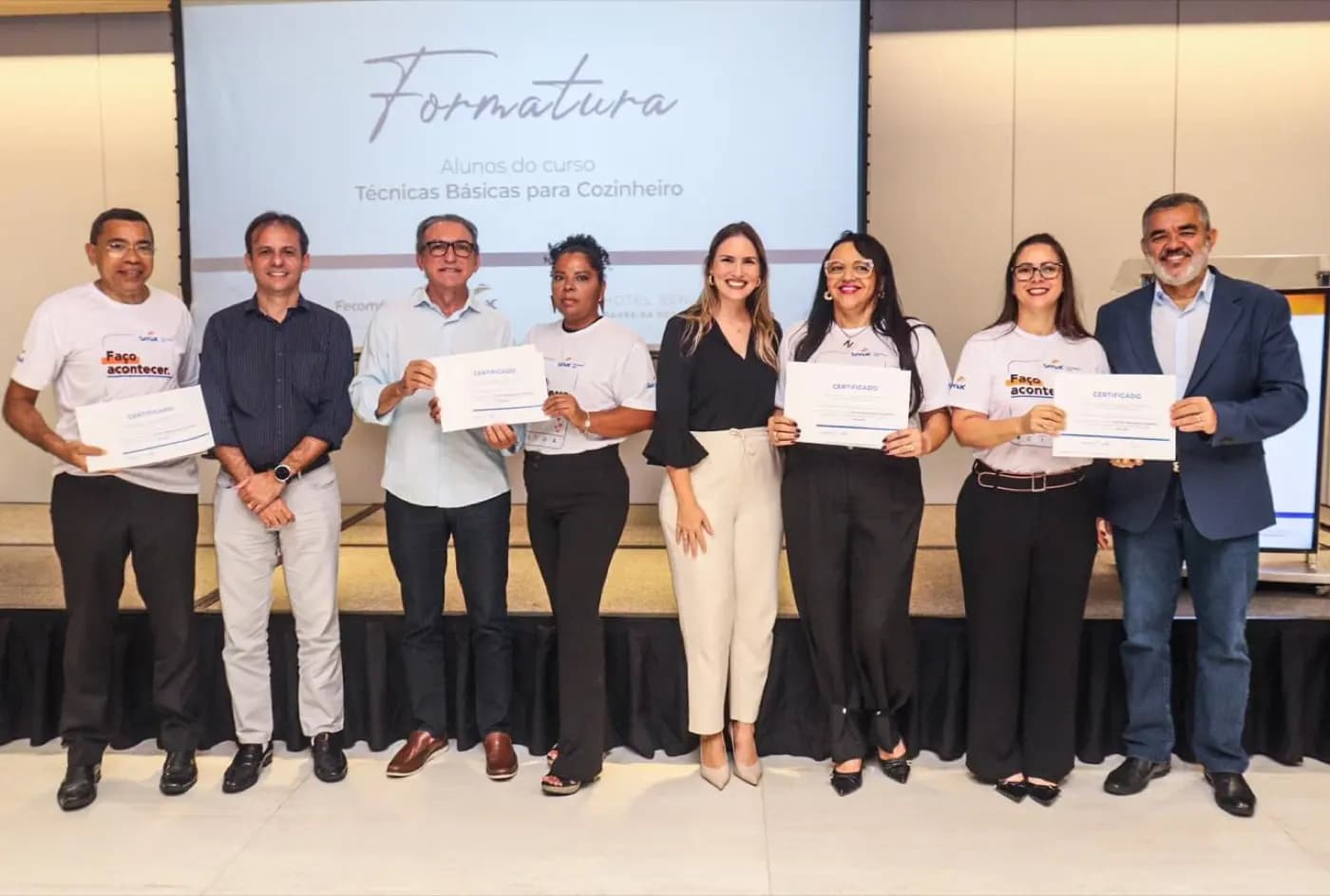 Registro fotográfico: GESTÃO PARTICIPATIVA – CURSO DE TÉCNICAS BÁSICAS EM COZINHA – PARCERIA ENTRE O SENAC E O GOB/RN.