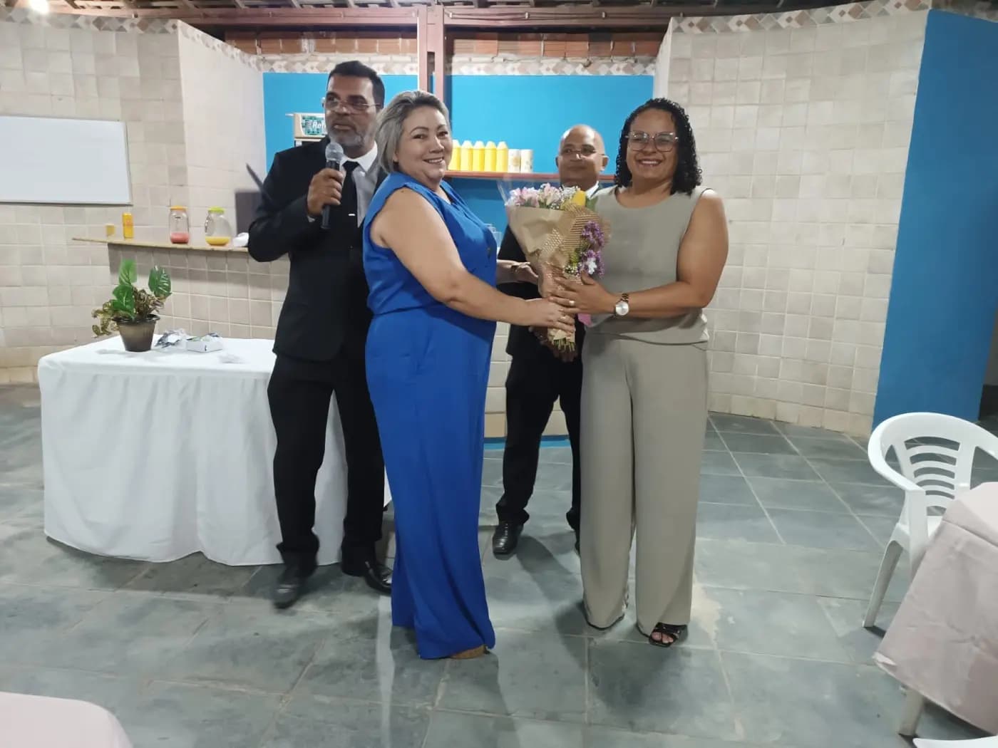 Registro fotográfico: PARTICIPAÇÃO DO GRÃO-MESTRE DO GOB/RN NA SESSÃO MAGNA DE INICIAÇÃO REALIZADA PELA LOJA MAÇÔNICA MONTEIRO LOBATO N° 4.162, ORIENTE DE PARNAMIRIM/RN.