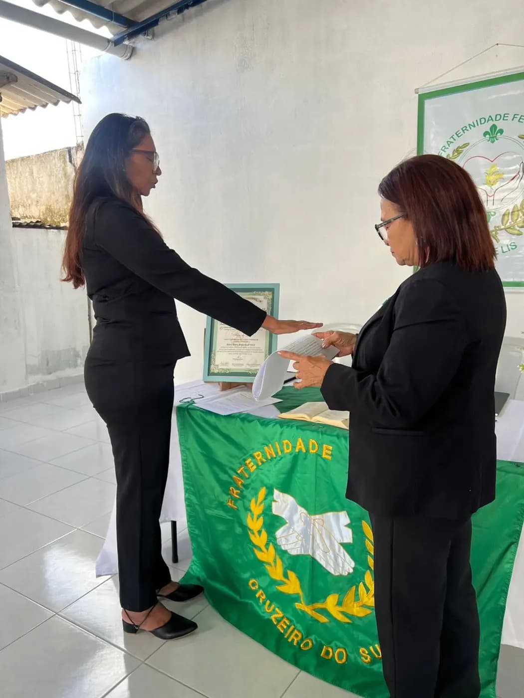 Registro fotográfico: SESSÃO MAGNA DE CONSAGRAÇÃO E ENTREGA DE ESTANDARTE DA LOJA MAÇÔNICA PEDRO ALVES PINHEIRO Nº 3.918, ORIENTE DE EXTREMOZ-RN.