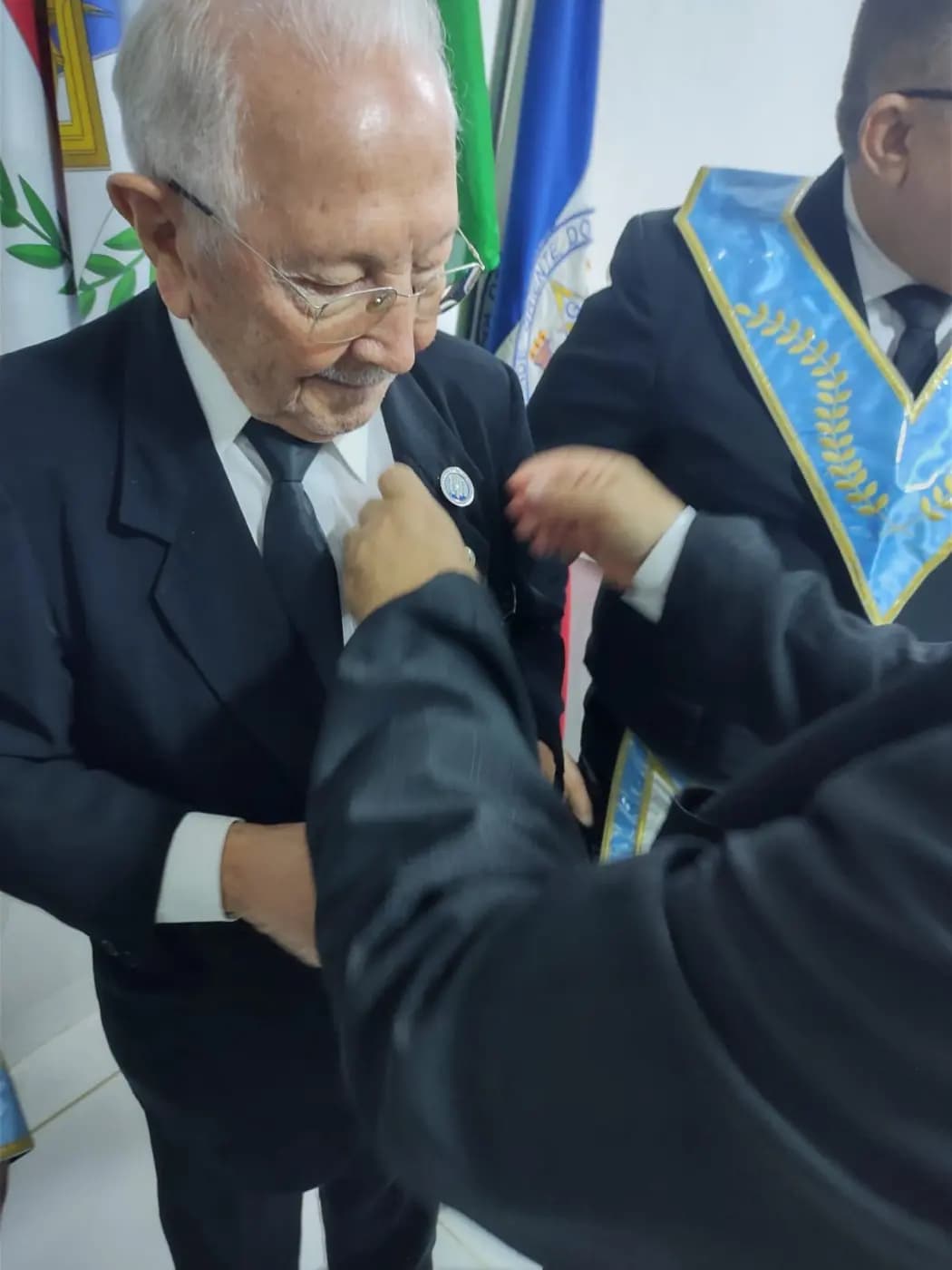 Registro fotográfico: ATO ADMINISTRATIVO DE POSSE DA DIRETORA EXECUTIVA DA APJ/GOB-RN, DE SECRETÁRIOS DO GOB-RN E DE JUÍZES DOS TRIBUNAIS MAÇÔNICOS DO GOB-RN.