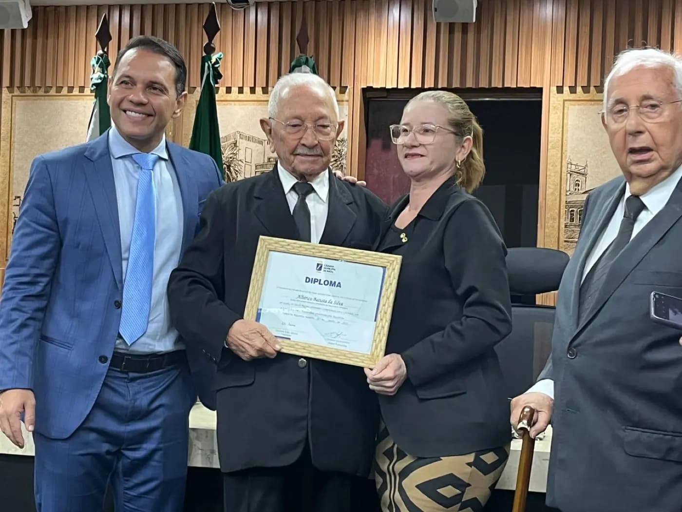 Registro fotográfico: SESSÃO SOLENE EM HOMENAGEM AO DIA DO MAÇOM 2025 – CÂMARA MUNICIPAL DE NATAL/RN.