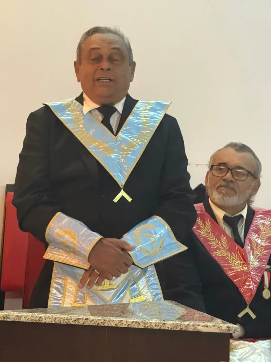 Registro fotográfico: SESSÃO MAGNA PÚBLICA EM CONJUNTO, EM HOMENAGEM À PROCLAMAÇÃO DA INDEPENDÊNCIA DO BRASIL, REALIZADA PELAS LOJAS MAÇÔNICAS JOÃO CECÍLIO DA COSTA N° 2.116, ORIENTE DE NATAL-RN, E SENADOR JOÃO CÂMARA Nº 3268, ORIENTE DE JOÃO CÂMARA-RN.