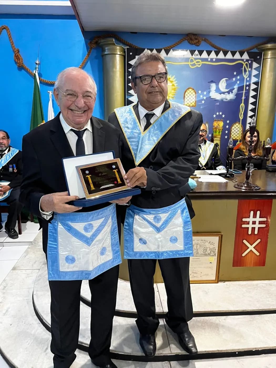 Registro fotográfico: 34ª SESSÃO MAGNA PÚBLICA PROMOVIDA PELA LOJA MAÇÔNICA JERÔNIMO ROSADO Nº 1994, ORIENTE DE MOSSORÓ/RN, ALUSIVA À 49ª NOITE DA CULTURA.