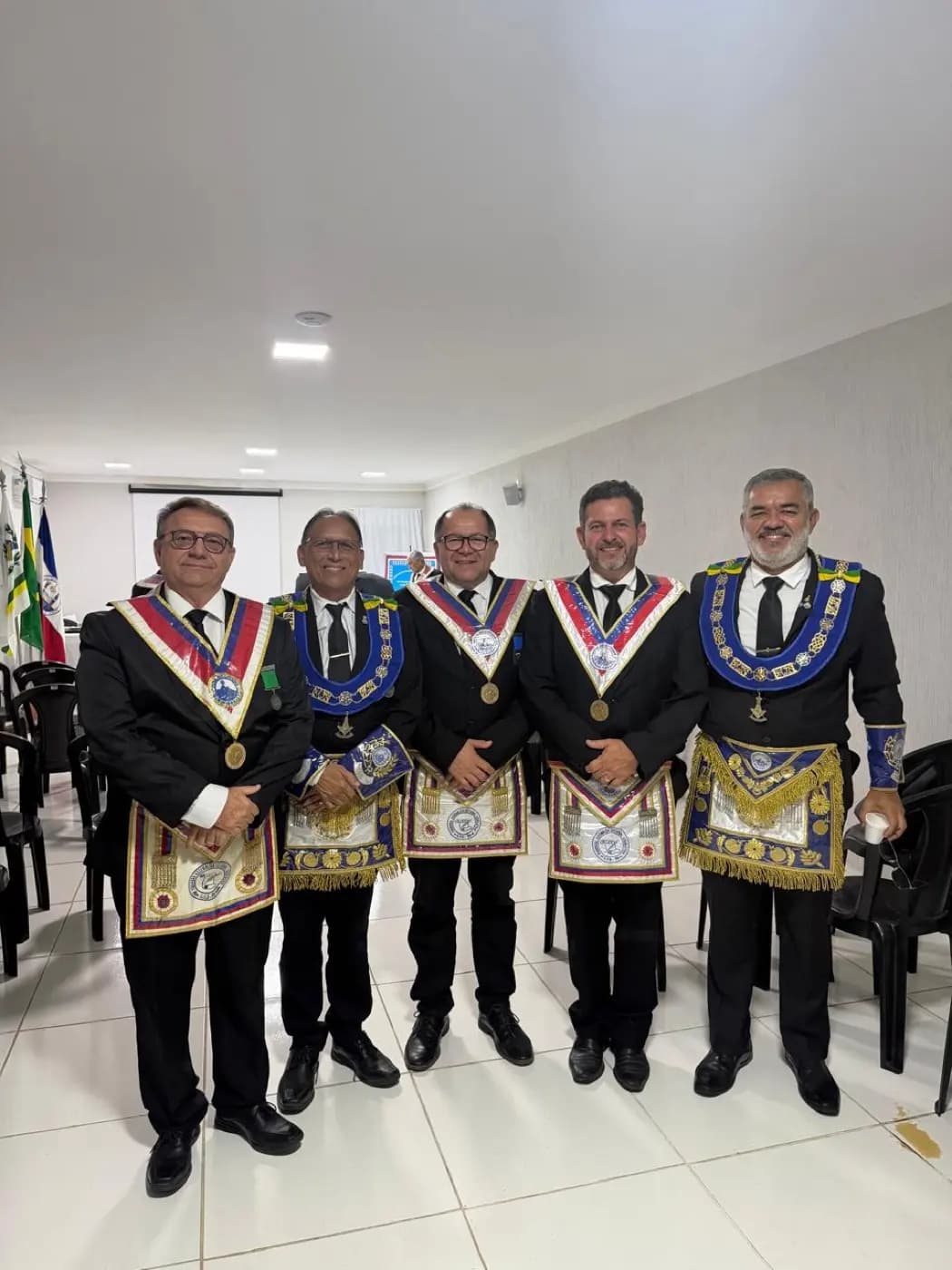 Registro fotográfico: PARTICIPAÇÃO DO GRÃO-MESTRE E DO GRÃO-MESTRE ADJUNTO DO GOB-RN NA PRIMEIRA REUNIÃO ORDINÁRIA DE 2025, DA PODERORA ASSEMBLEIA ESTADUAL LEGISLATIVA DO ESTADO DO RIO GRANDE DO NORTE (PAEL-RN).