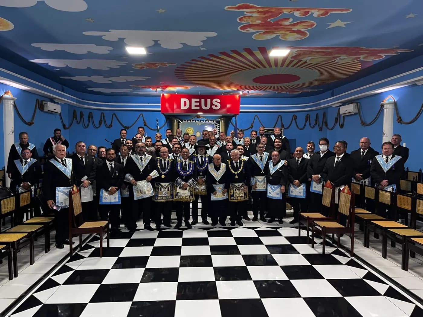 Registro fotográfico: SESSÃO CONJUNTA DAS LOJAS MAÇÔNICAS PERTENCENTES À 2ª REGIÃO DO GOB-RN.