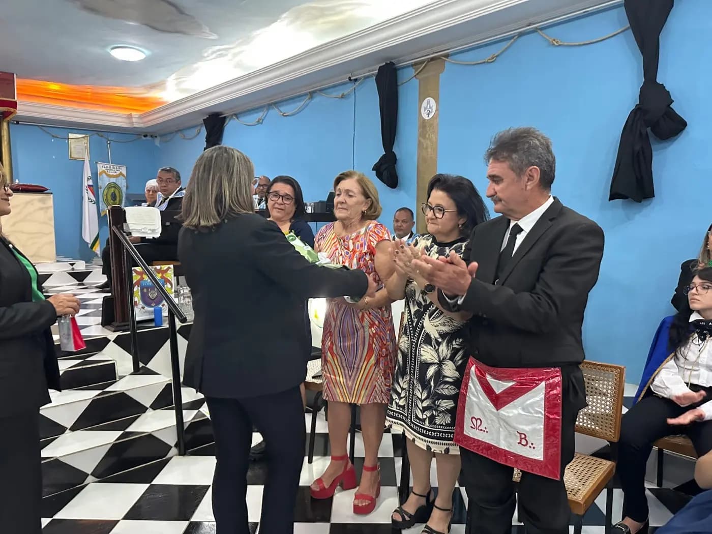 Registro fotográfico: SESSÃO MAGNA PÚBLICA ALUSIVA AO 40º ANO DE FUNDAÇÃO DA LOJA MAÇÔNICA MANOEL REGINALDO DA ROCHA N° 2.439, ORIENTE DE PAU DOS FERROS-RN