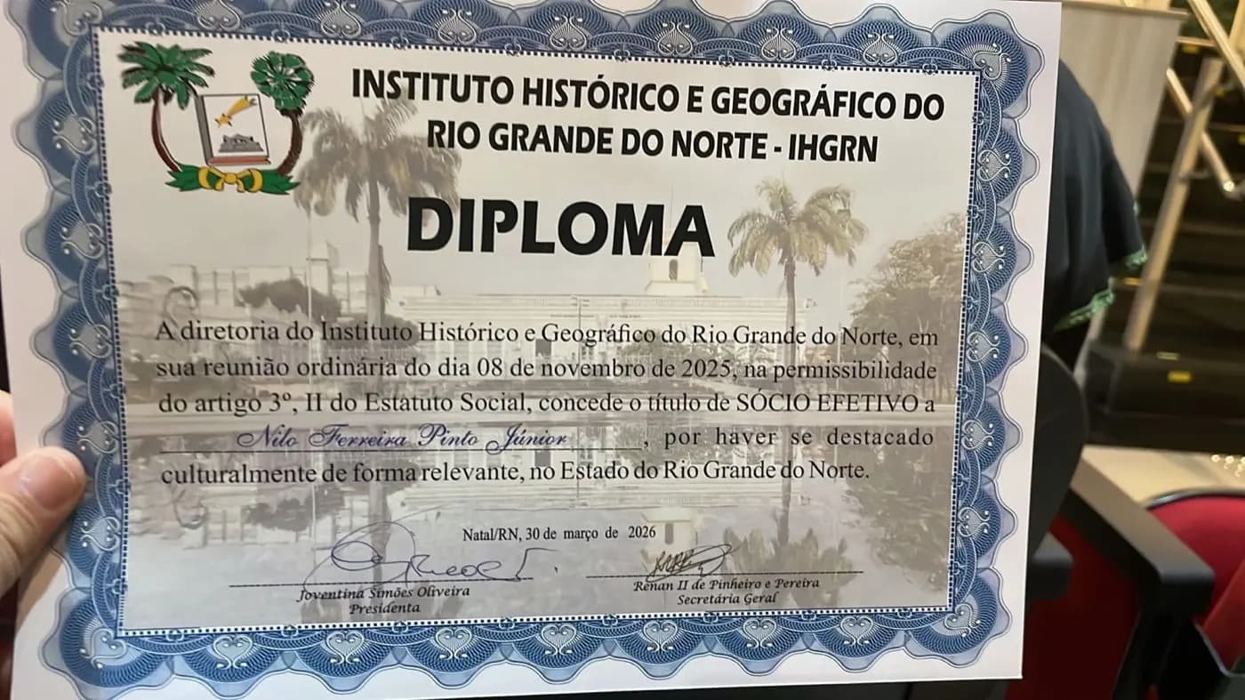Registro fotográfico: INSTITUTO HISTÓRICO E GEOGRÁFICO DO RN EMPOSSA IRMÃO MAÇOM DO GOB-RN COMO SÓCIO EFETIVO