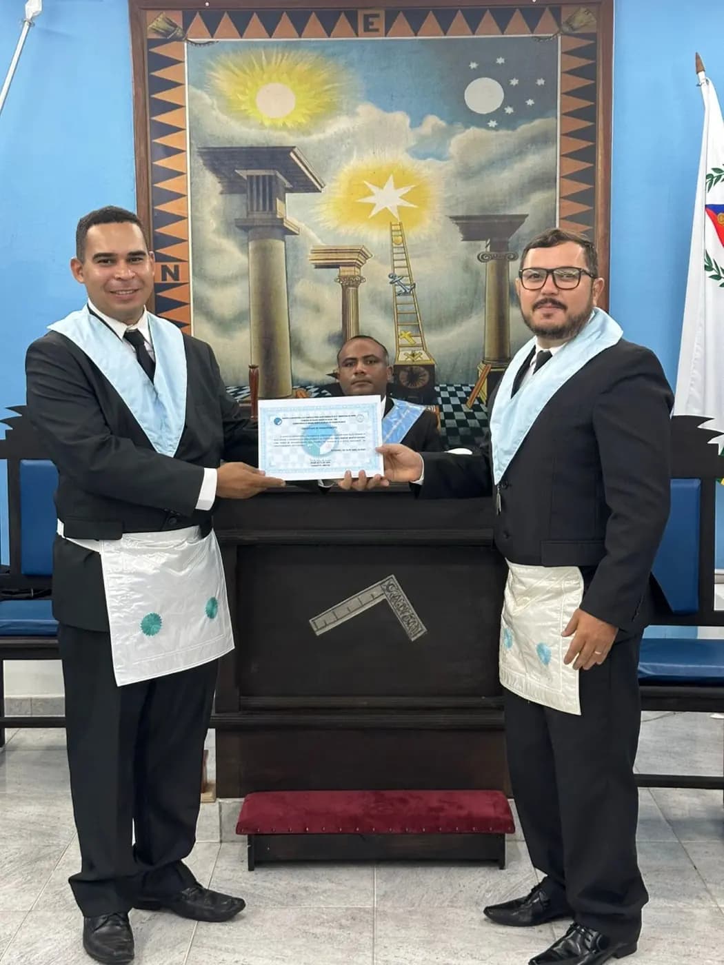Registro fotográfico: LOJA MAÇÔNICA PEDRO ALVES PINHEIRO Nº 3.018, ORIENTE DE EXTREMOZ/RN – SESSÃO MAGNA PÚBLICA ALUSIVA AO 33º ANO DE FUNDAÇÃO.