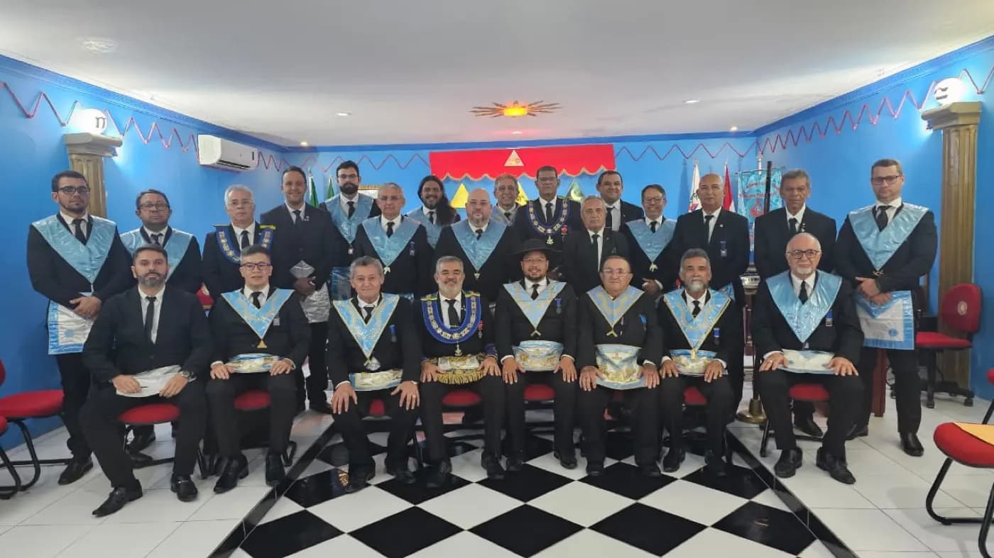Registro fotográfico: SESSÃO CONJUNTA DAS LOJAS MAÇÔNICAS DA 3ª REGIÃO DO GOB-RN.