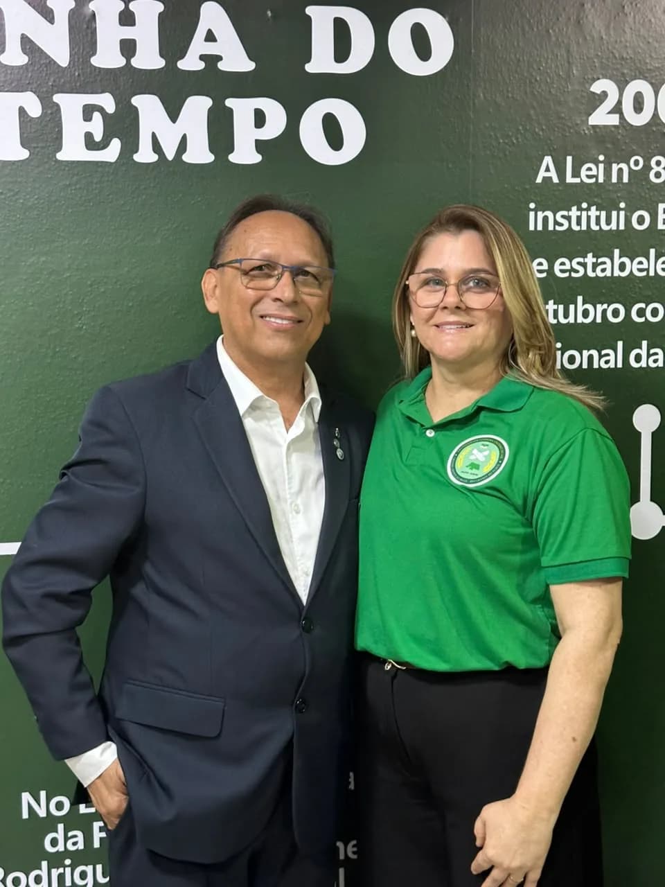Irmãos reunidos no Templo, em fotografia oficial da Inauguração da Sala “acácia Potiguar”